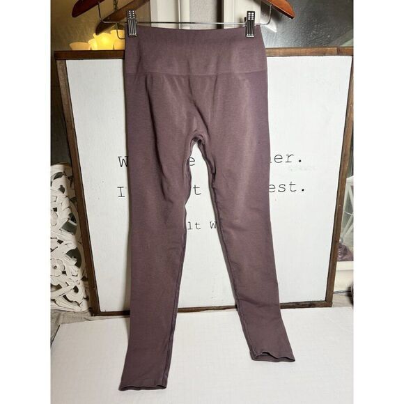 Alphalete OG Original Leggings Purple  - Small - Scrunch Bum.    J - Picture 2 of 7